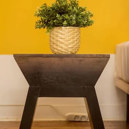 Intendente 1865 リスボン